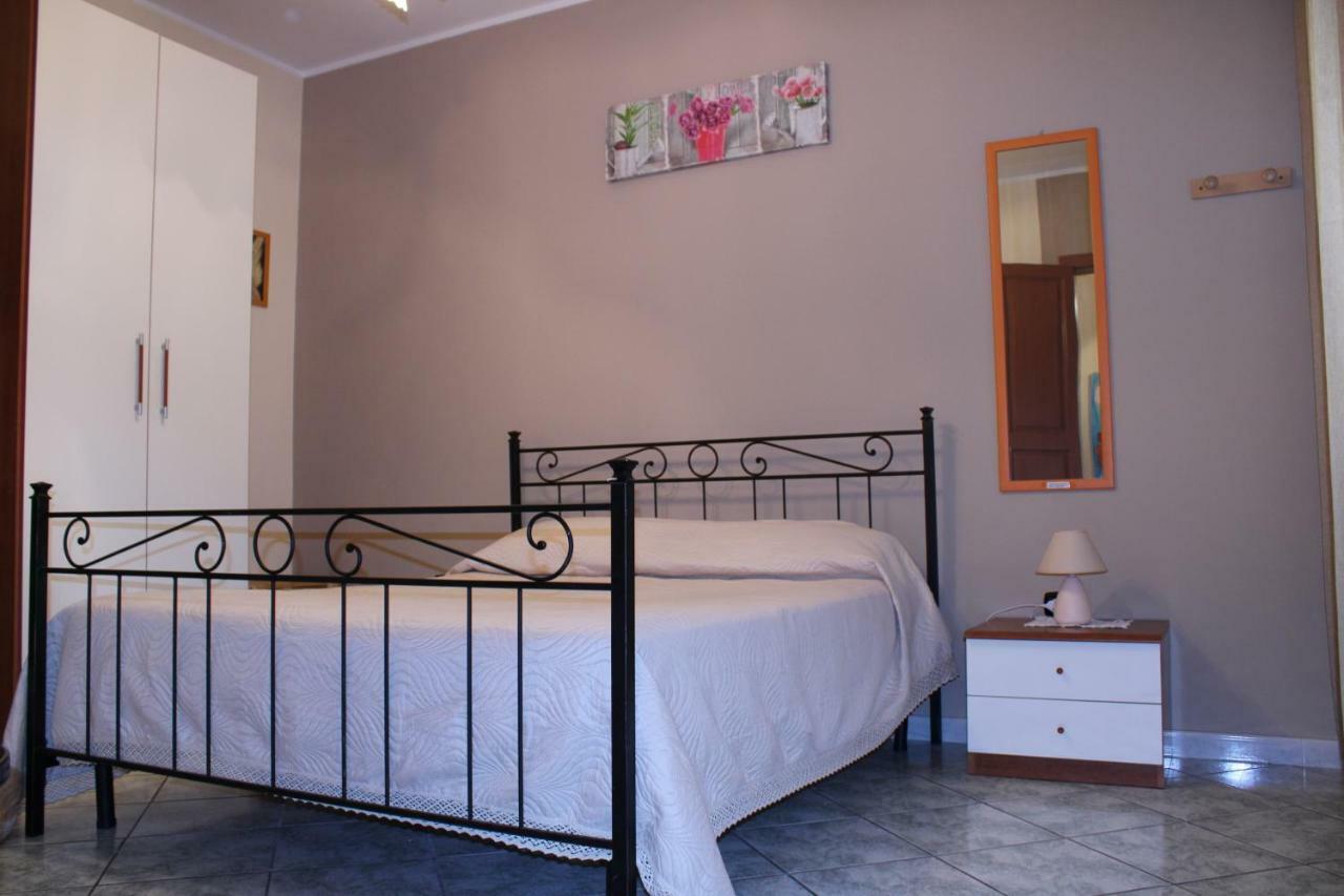 Il Normanno B&B Mileto ภายนอก รูปภาพ